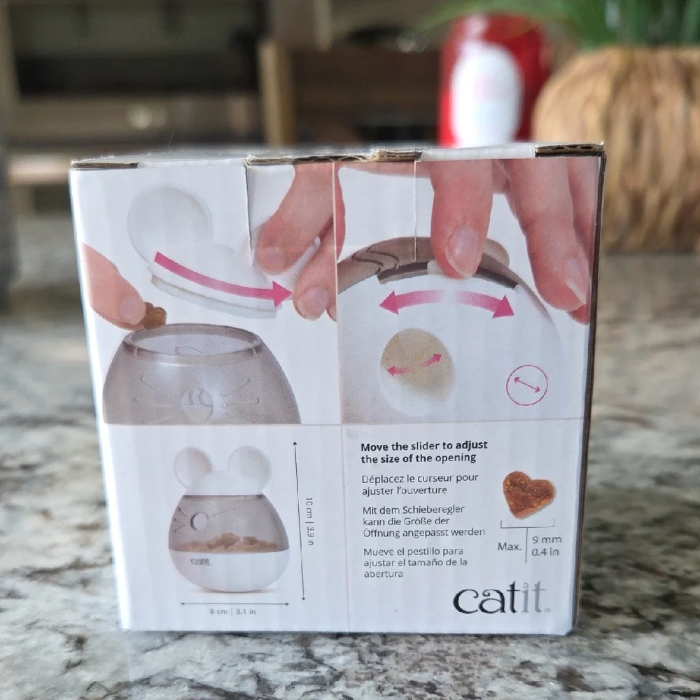 Pixi Catit Treat Dispenser